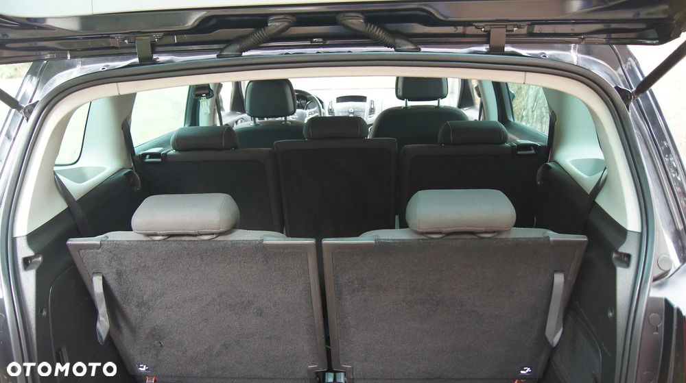 Opel Zafira - 17