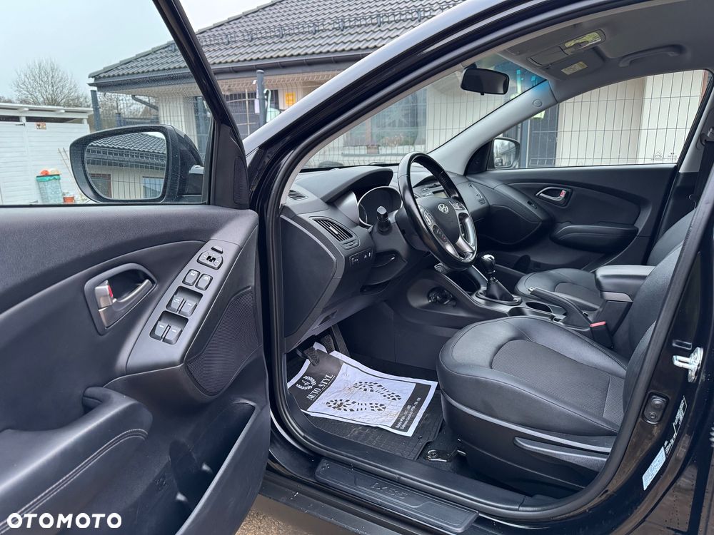 Hyundai ix35 blue 1.6 2WD Finale Silver - 5