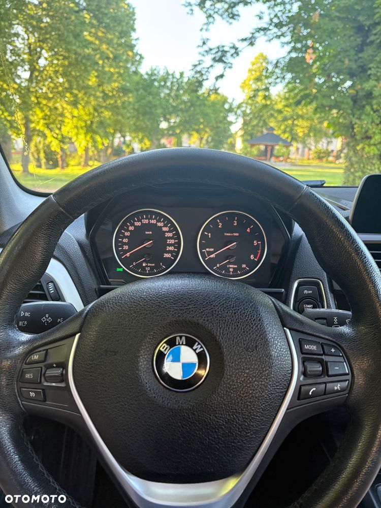 BMW Seria 1 118d Sport Line - 22