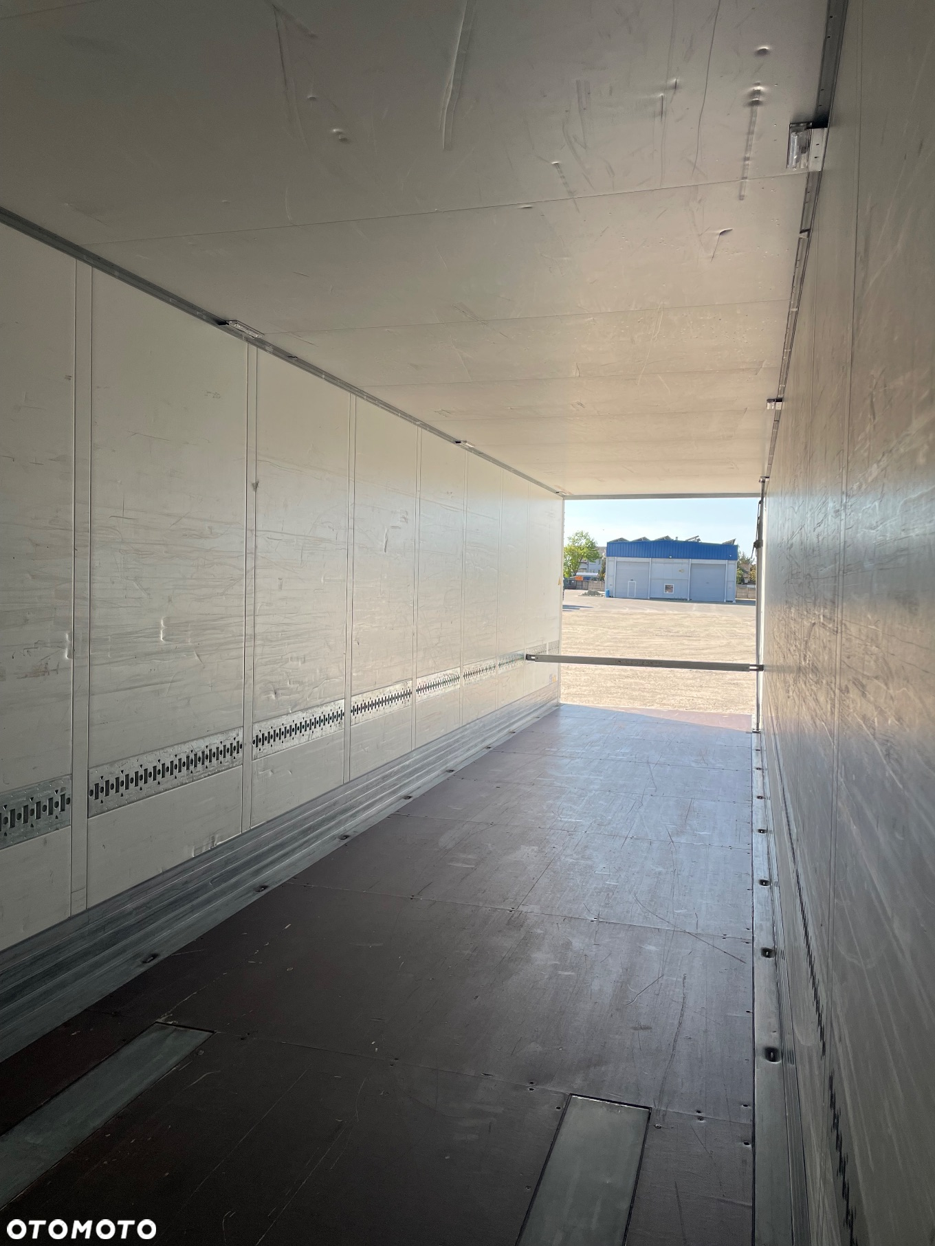 Schmitz Cargobull - 19