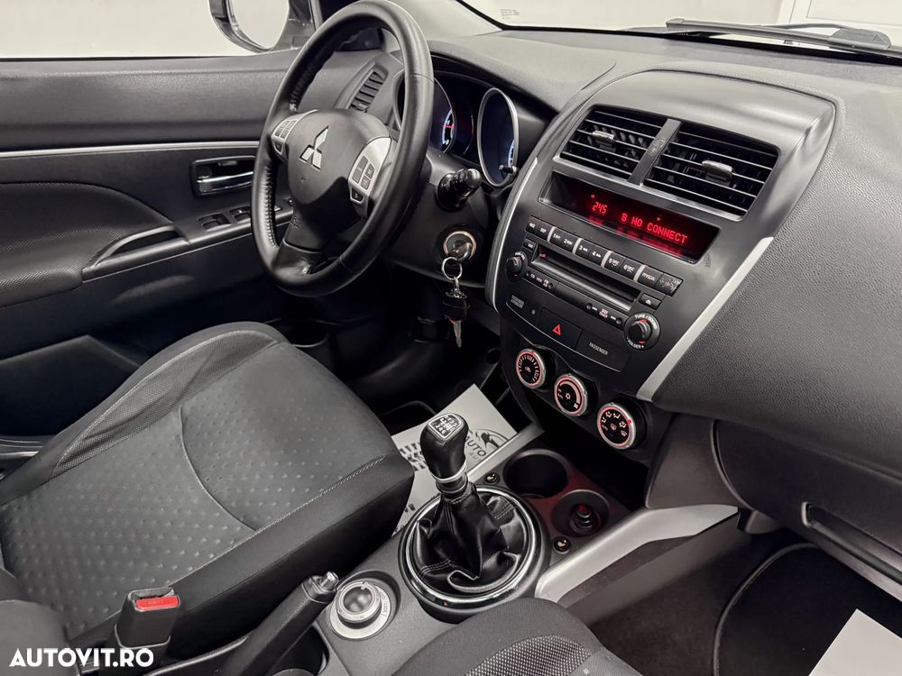 Mitsubishi ASX 1.8 DI-D 4WD Instyle - 16