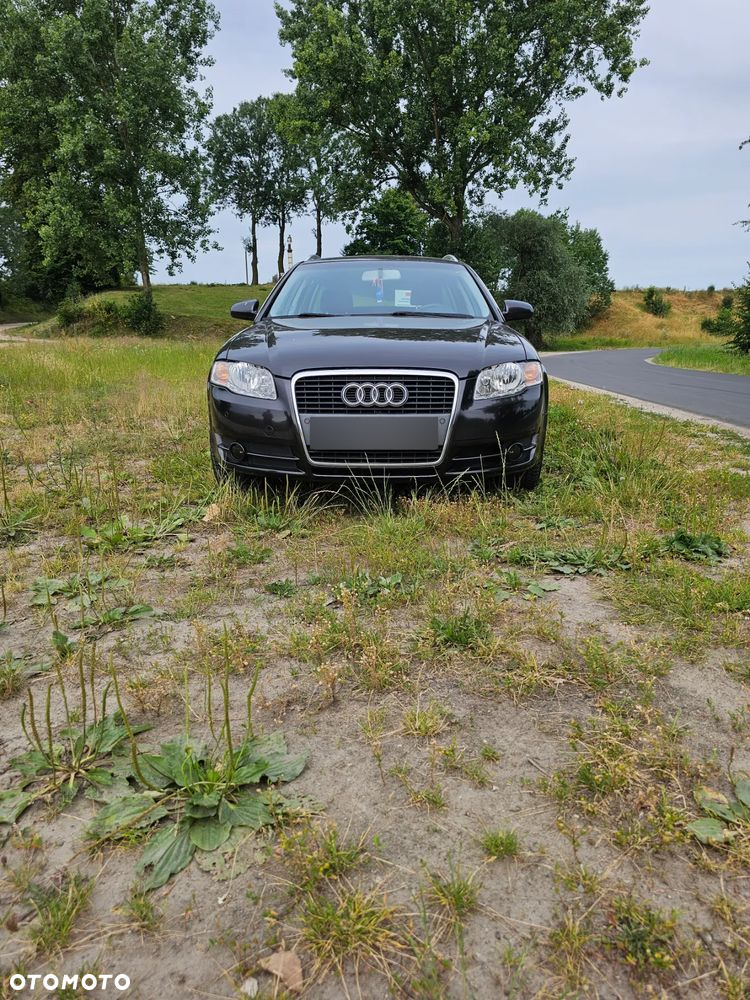 Audi A4 Avant - 4