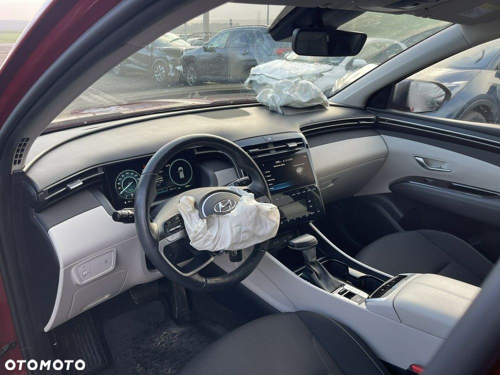 Hyundai Tucson 1.6 CRDi 48V-Hybrid 2WD DCT Trend - 6