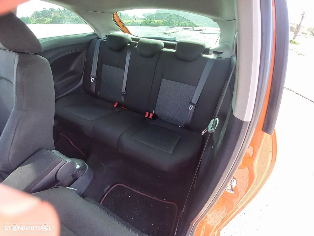SEAT Ibiza 1.9 TDI Sport DPF - 10