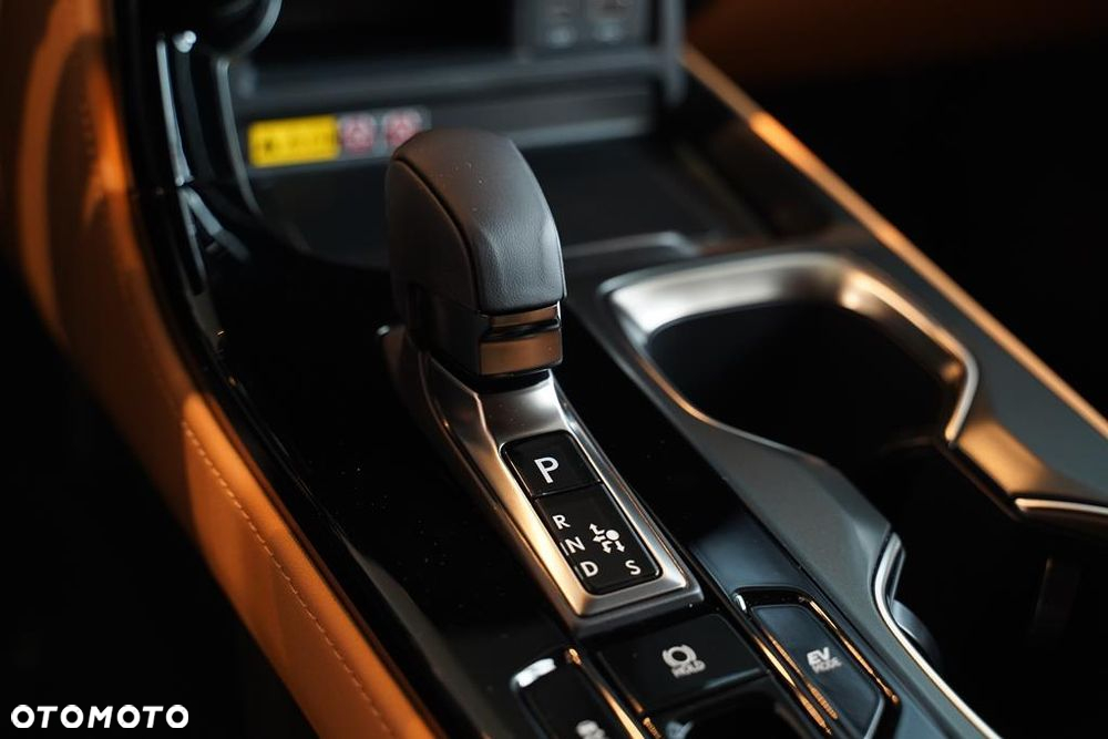 Lexus NX 450h+ Prestige AWD - 18