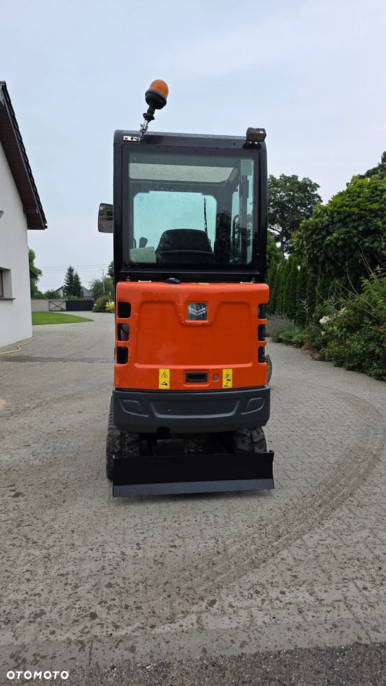 Schaeff TC16 - 5