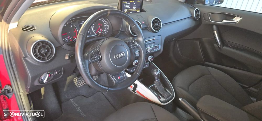 Audi A1 Sportback 1.6 TDI S-line S tronic - 25