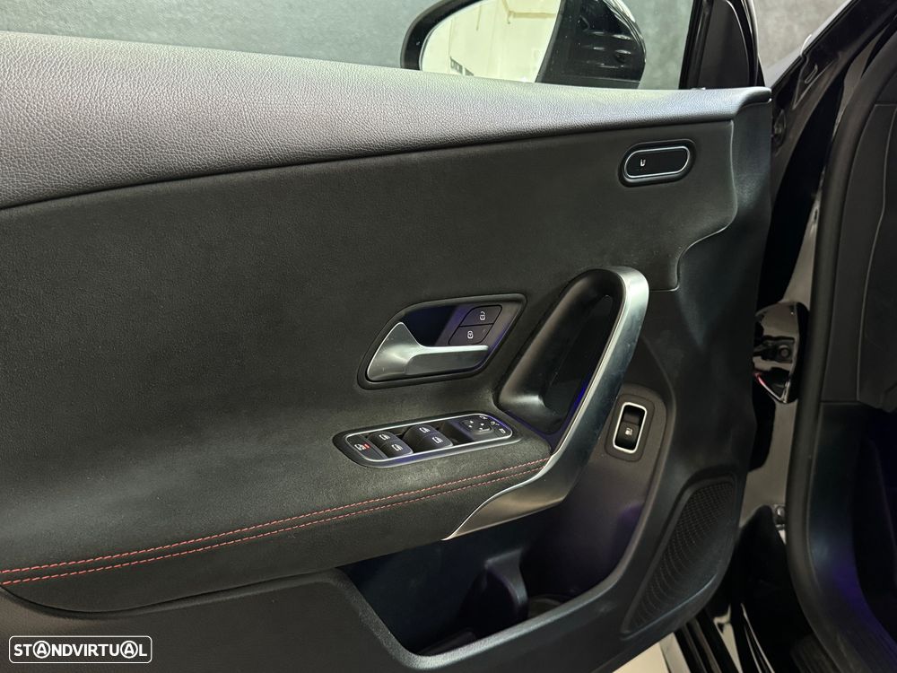 Mercedes-Benz A 250 Limousine e 8G-DCT AMG Line - 17