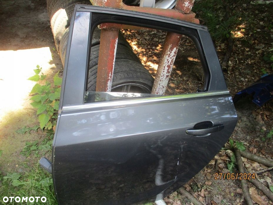 OPEL ASTRA J IV DRZWI TYŁ PRAWE/LEWE Z177 HB - 2