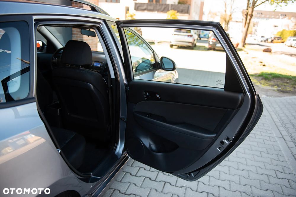 Hyundai i30 1.4 Blue Comfort - 27