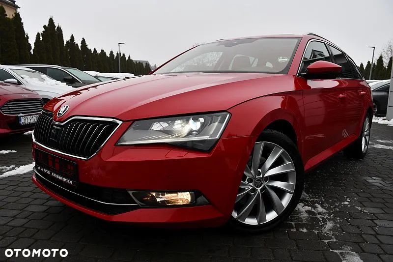 Skoda Superb 2.0 TDI SCR Sportline DSG - 2