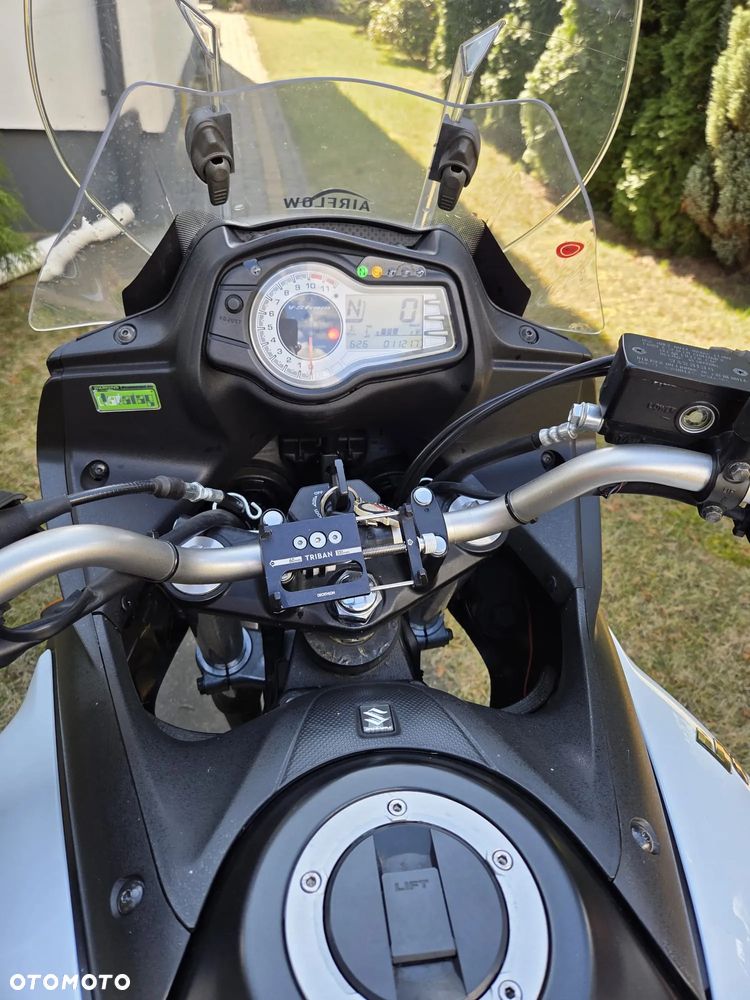 Suzuki V-STROM - 4
