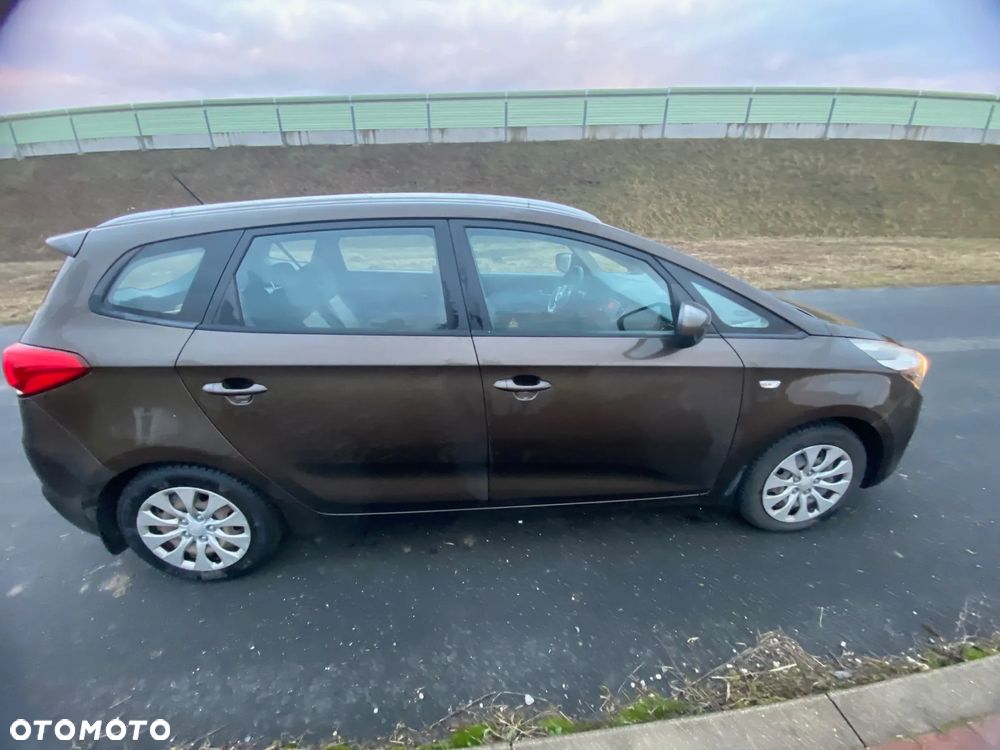 Kia Carens 1.7 CRDi L 7os - 2