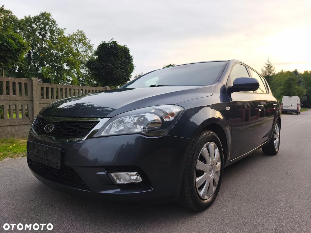 Kia Ceed 1.4 CVVT LX Basis - 3