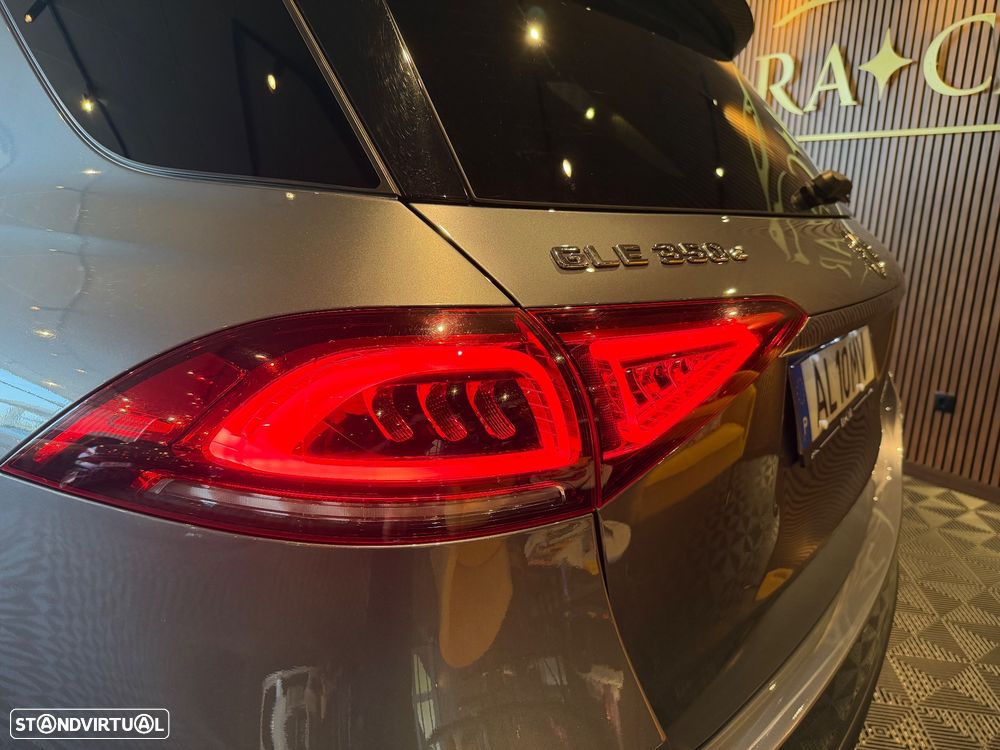 Mercedes-Benz GLE 350 e 4Matic 9G-TRONIC AMG Line — fotografia 16