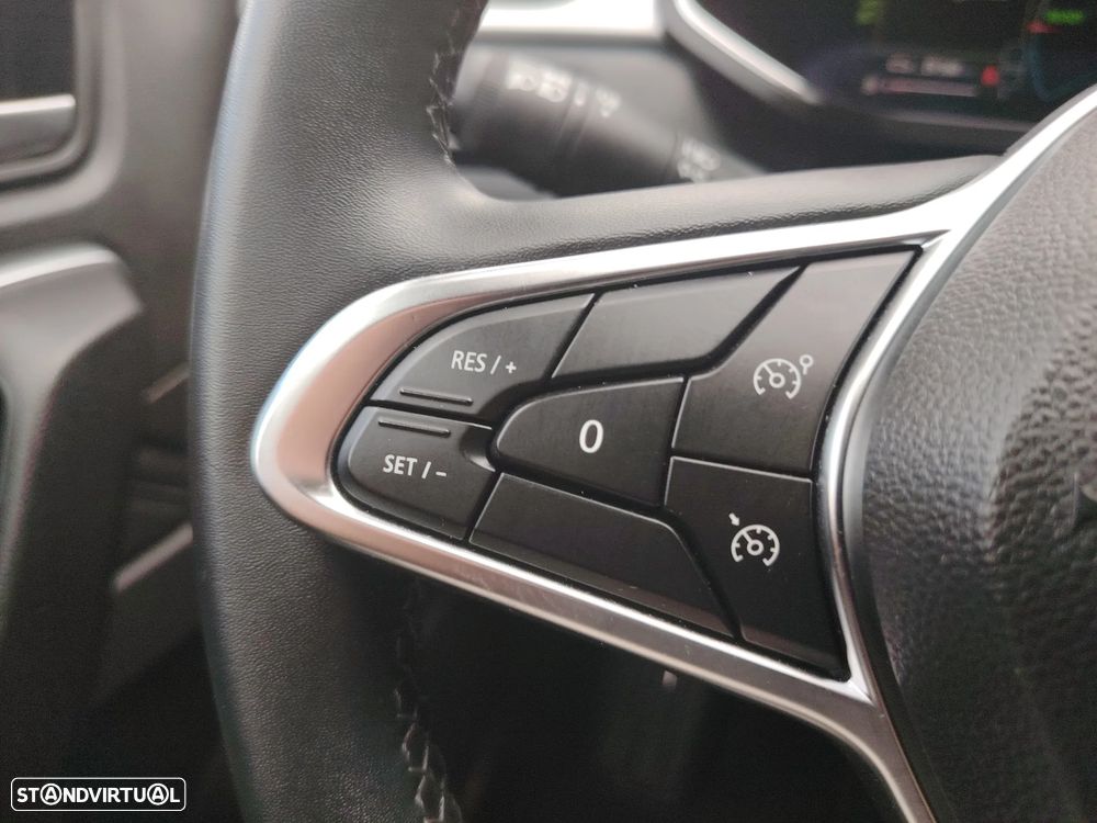 Renault Captur 1.6 E-Tech Full Hybrid Techno — fotografia 20