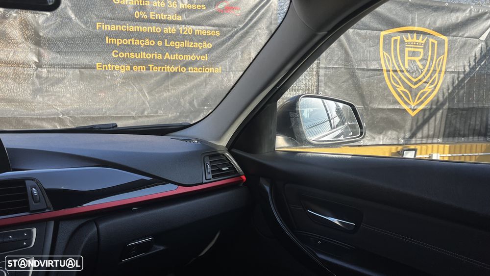 BMW 318 d Touring Auto Line Sport - 23