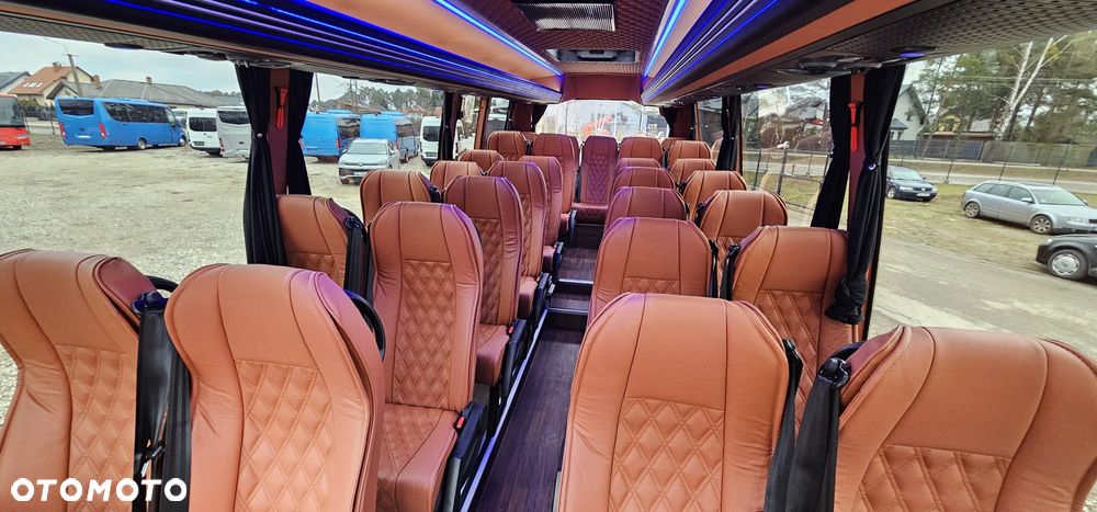 Mercedes-Benz Sprinter 519 - 5