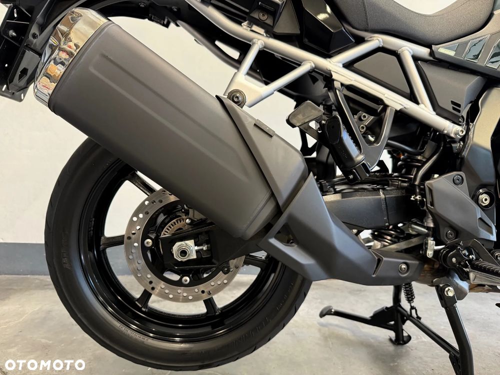 Suzuki V-STROM - 20