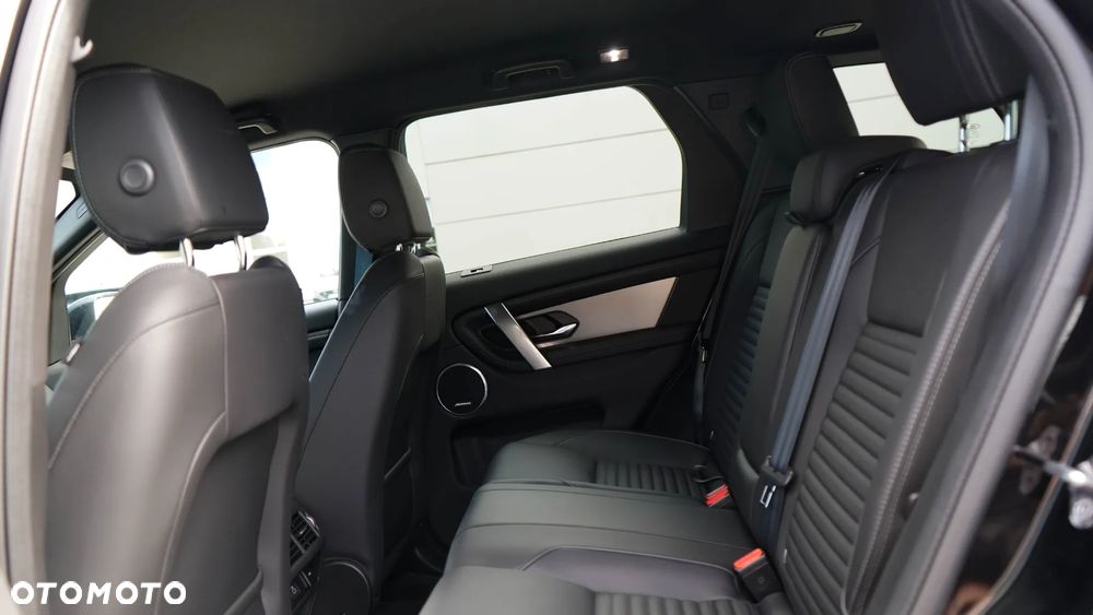 Land Rover Discovery Sport 2.0 D200 mHEV R-Dynamic SE - 24