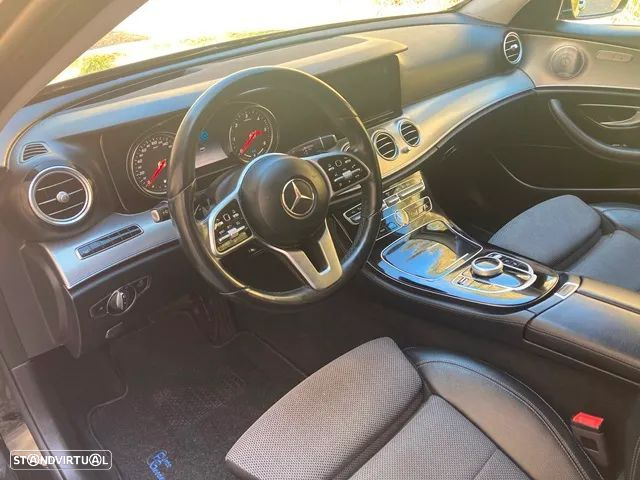 Mercedes-Benz E 300 de Avantgarde - 12