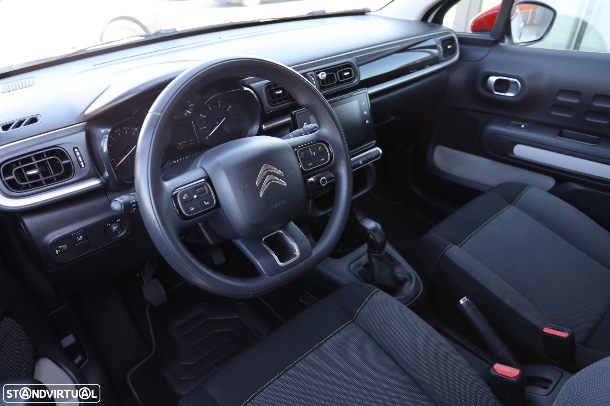 Citroën C3 1.2 PureTech Shine - 7