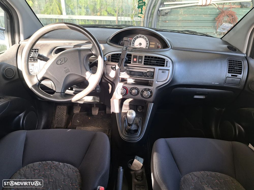 Hyundai Matrix 1.5 CRDi GLS - 8