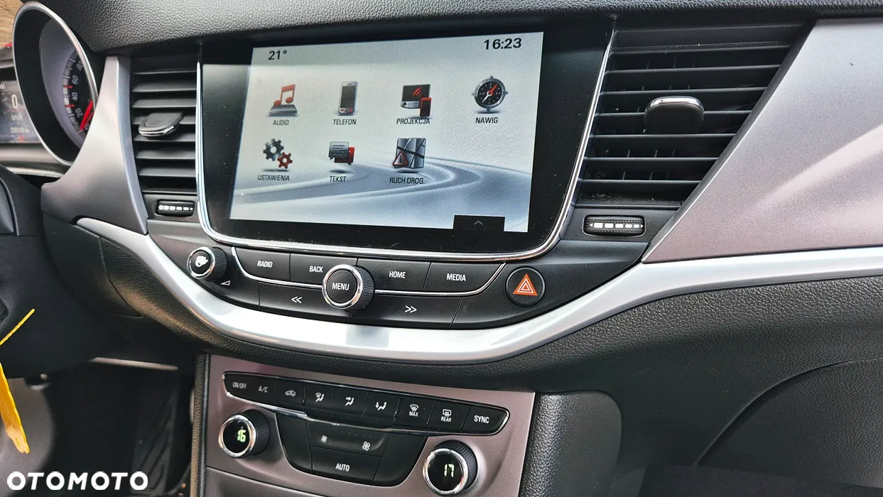Opel Astra 1.4 Turbo Innovation - 39