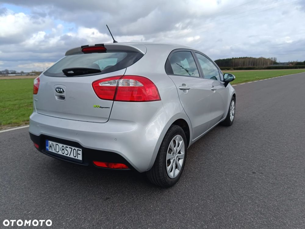 Kia Rio 1.2 XL - 7