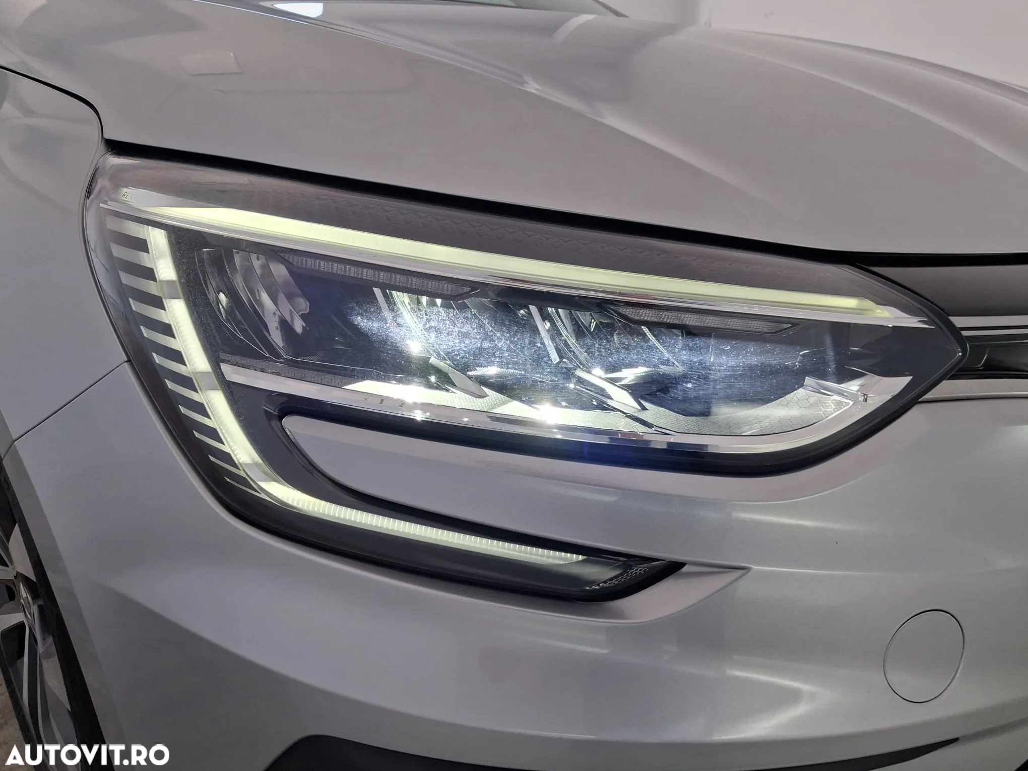 Renault Megane TCe 140 GPF EDC Techno - 10