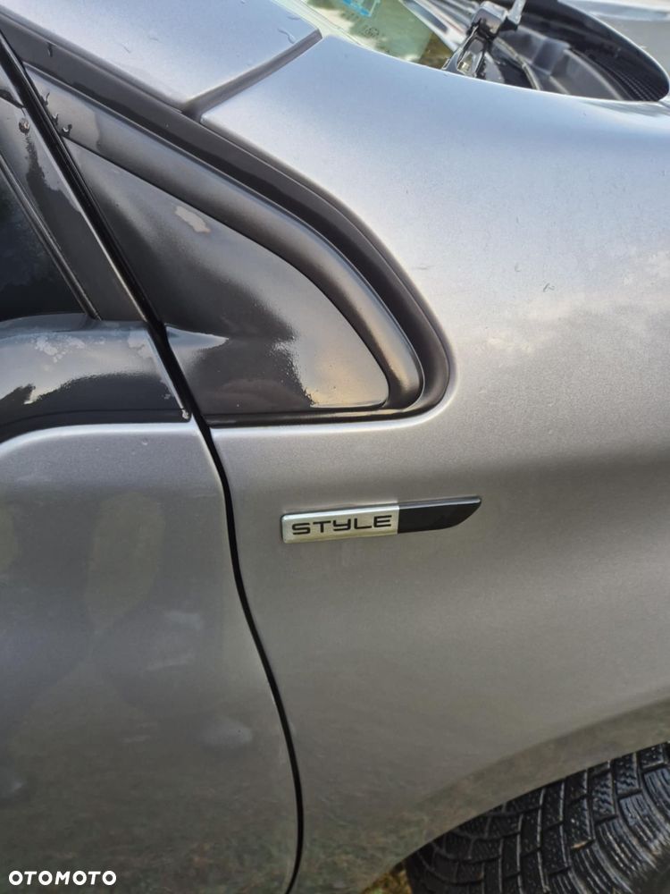 Peugeot 2008 1.6 BlueHDi Style - 8