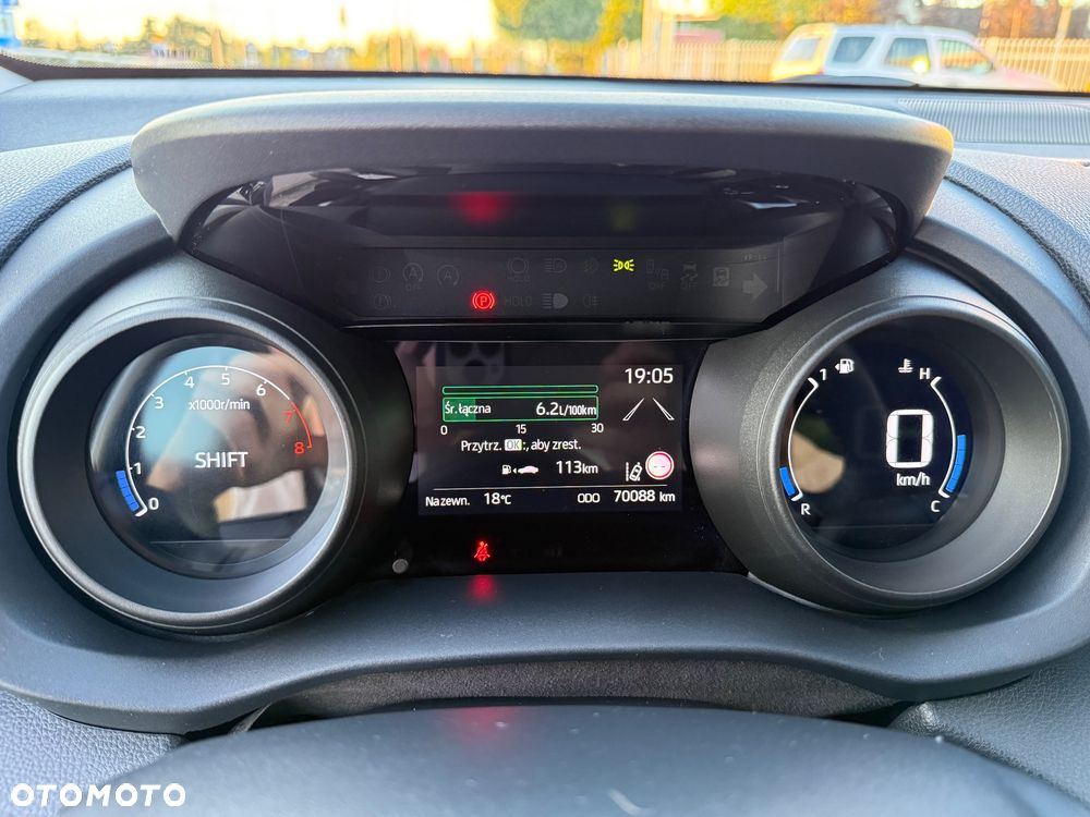 Toyota Yaris 1.5 Comfort - 18