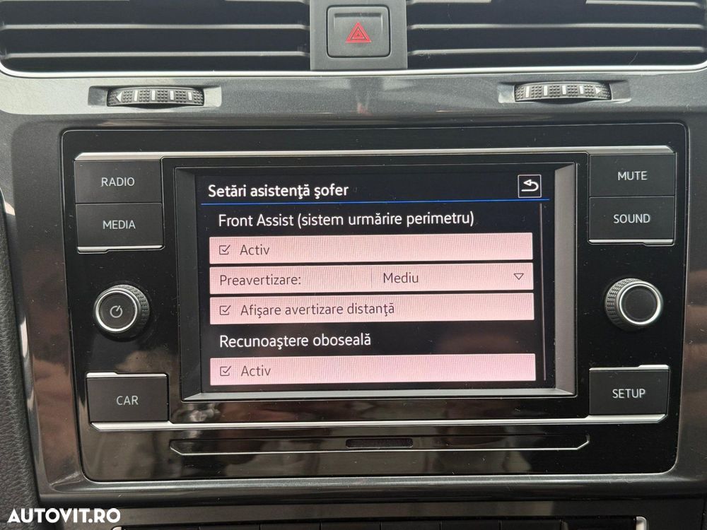 Volkswagen Golf - 14