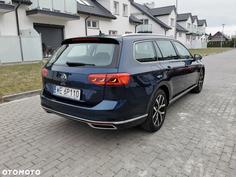 Volkswagen Passat - 5