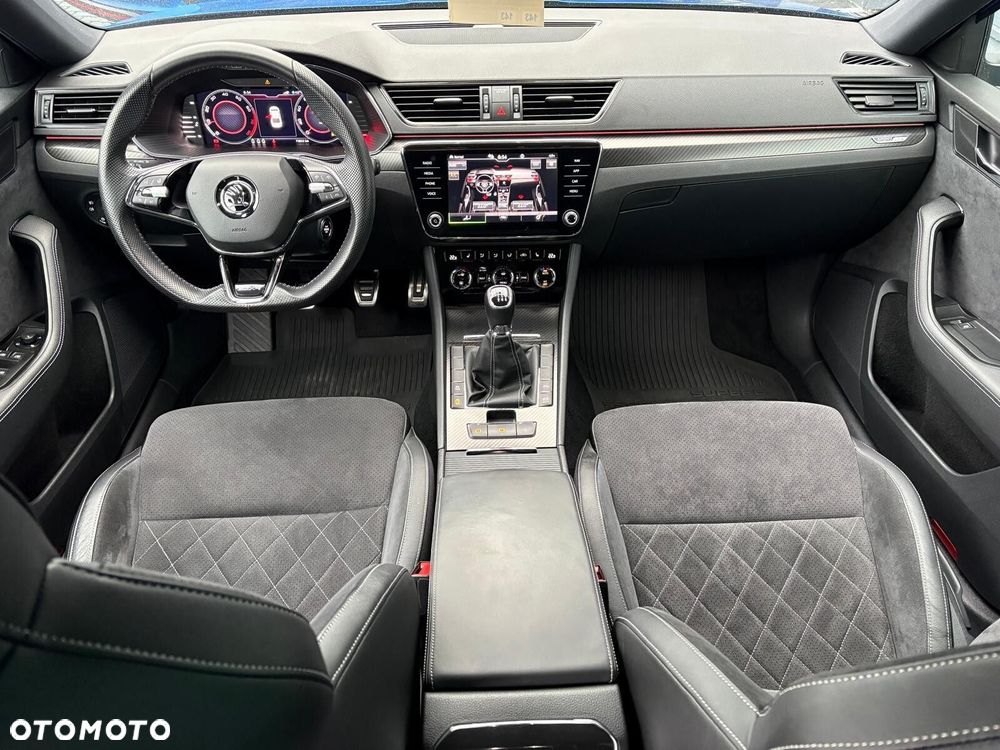 Skoda Superb 1.5 TSI Sportline - 11