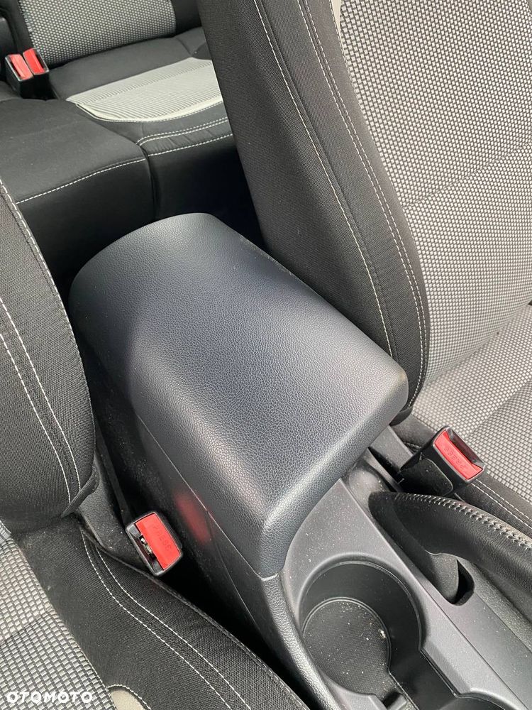 Kia Ceed 1.6 CRDi 128 Platinum Edition - 9