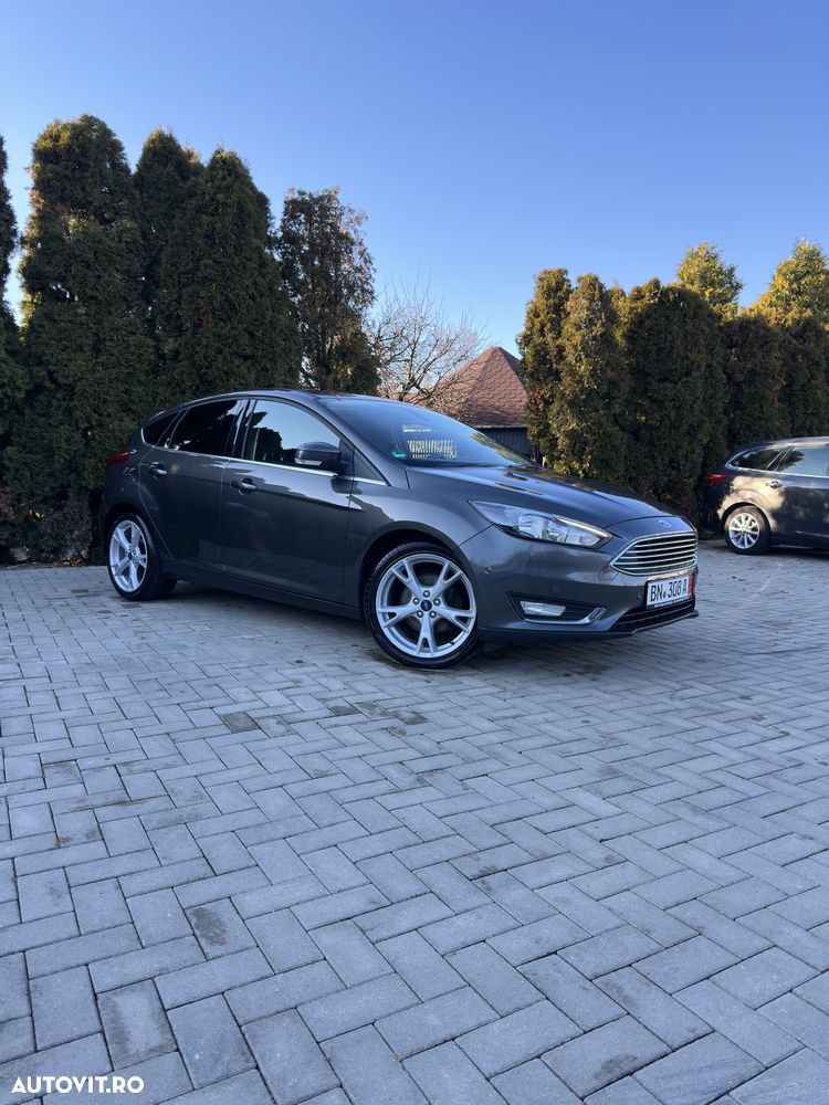Ford Focus 2.0 TDCi DPF Start-Stopp-System Titanium - 10