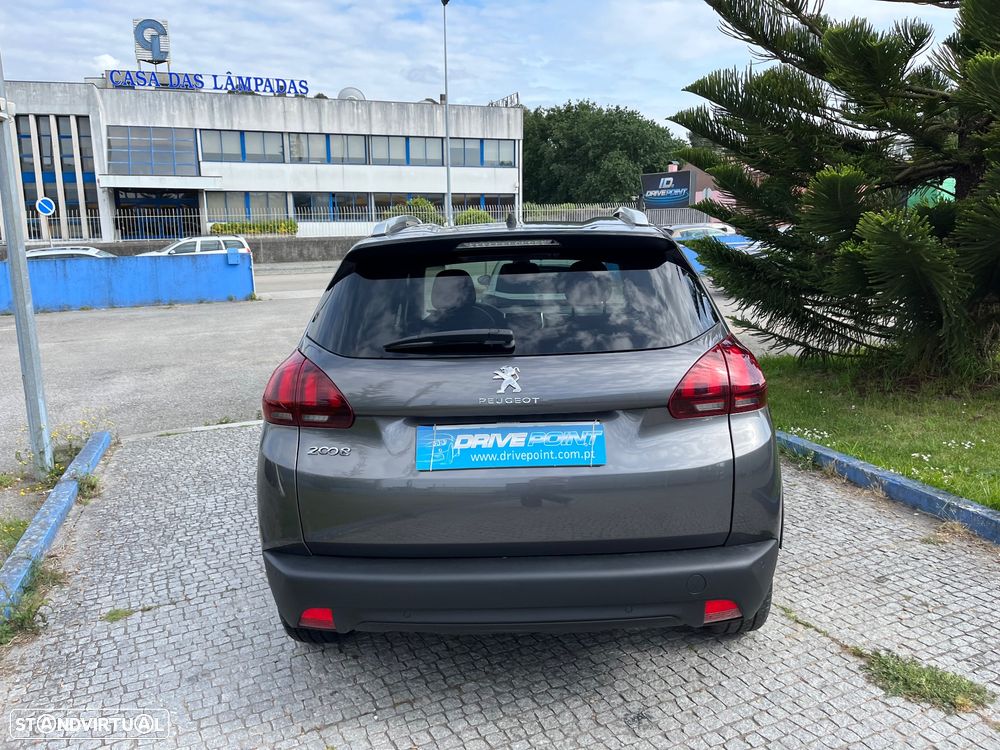 Peugeot 2008 1.5 BlueHDi Signature - 10
