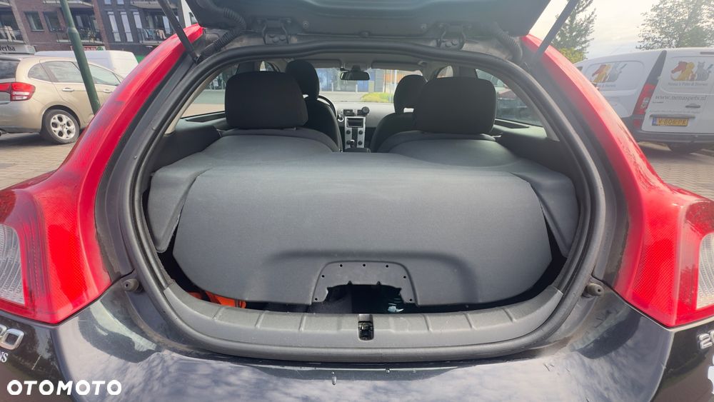 Volvo C30 2.0 Summum - 8