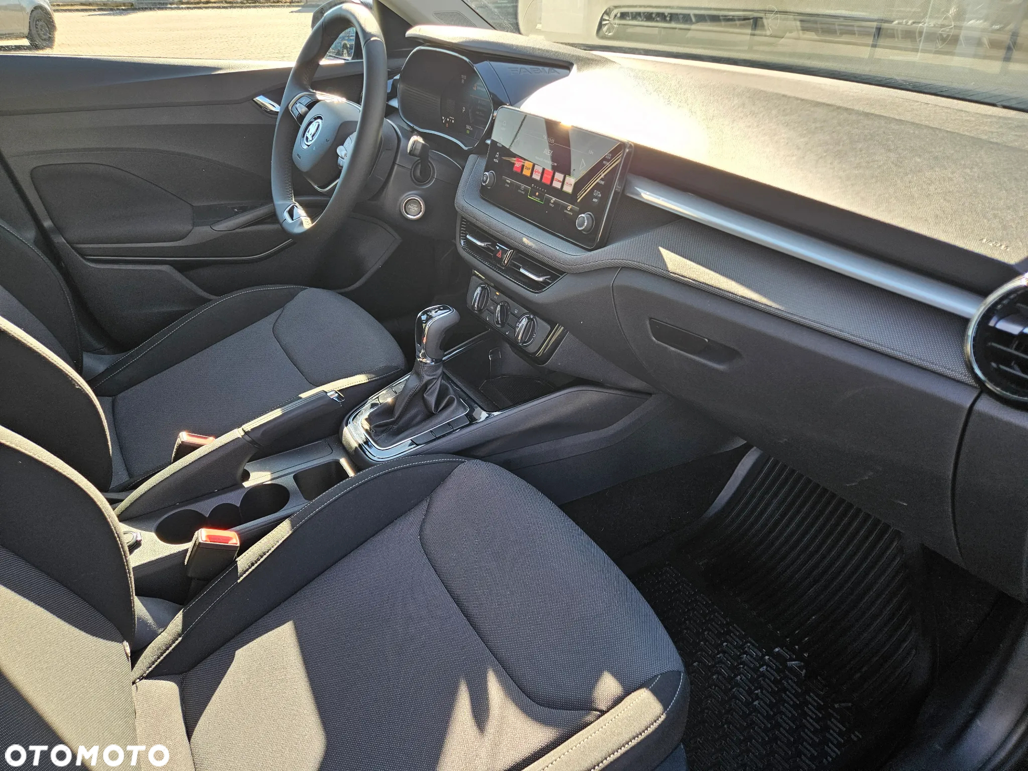 Skoda Fabia 1.0 TSI Selection DSG - 10