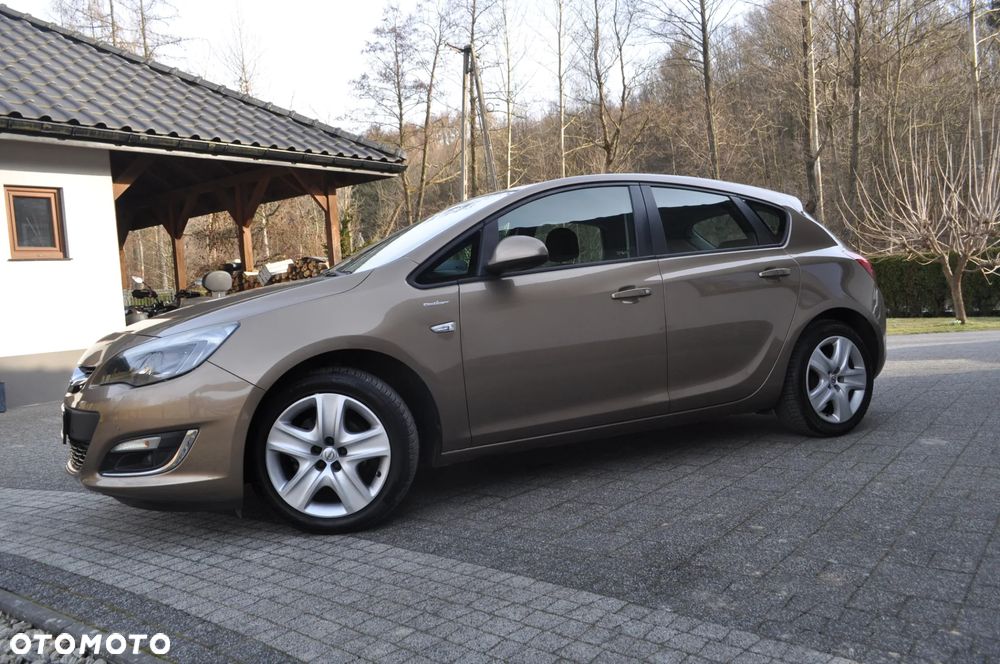 Opel Astra 1.4 Turbo Color Edition - 8