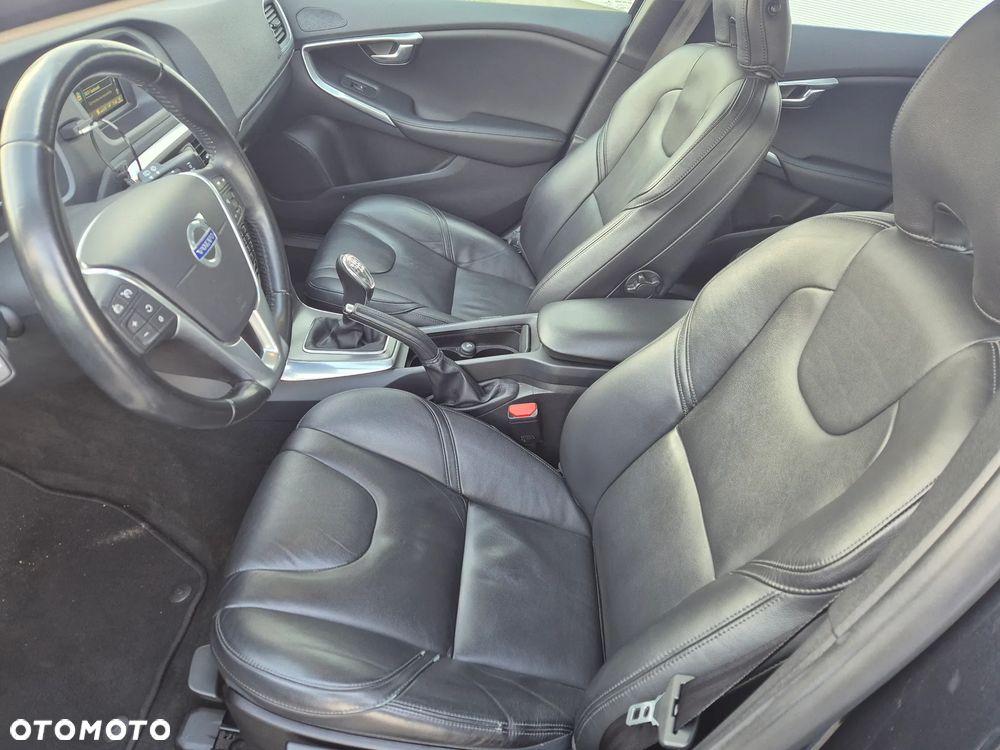 Volvo V40 T3 Kinetic - 10