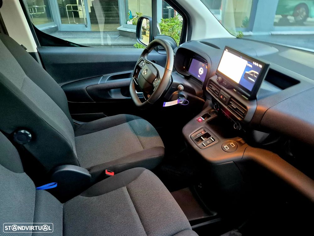 Opel Combo E-CARGO (XL) LONGA 3 LUGARES 54 KWH - 37