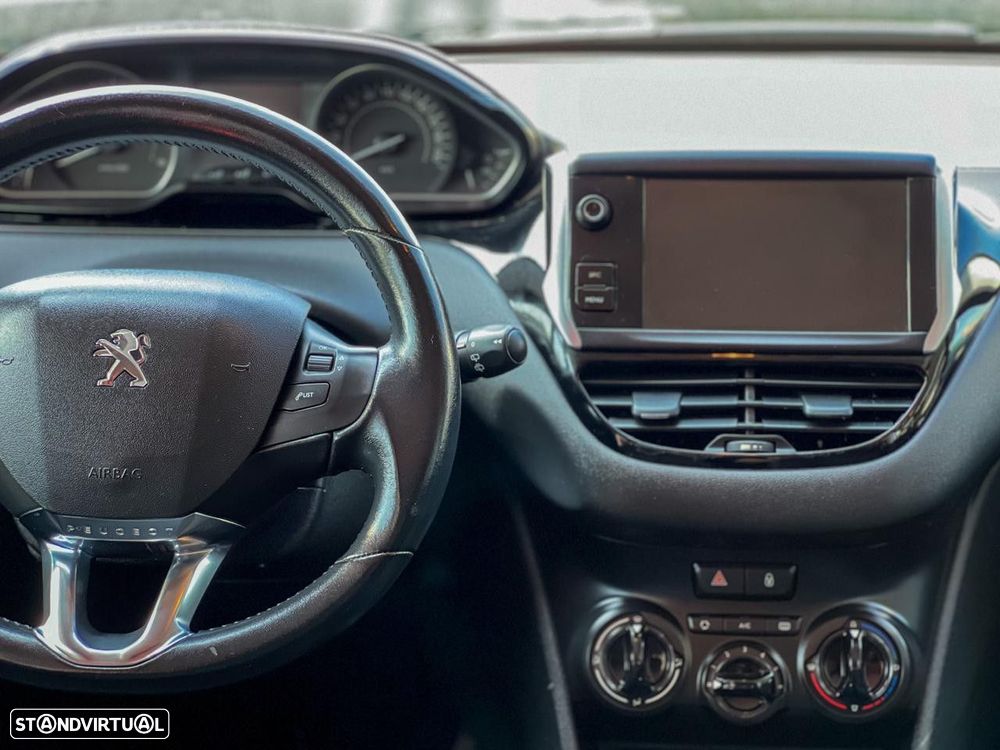 Peugeot 208 1.6 BlueHDi Allure - 13