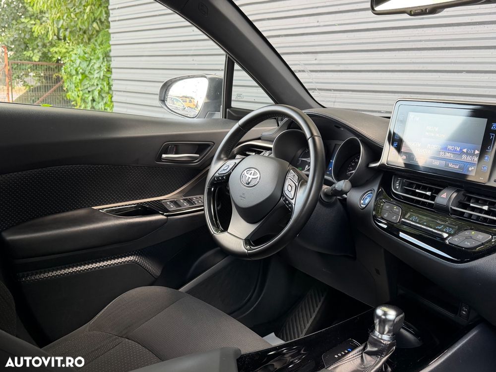 Toyota C-HR Style - 8