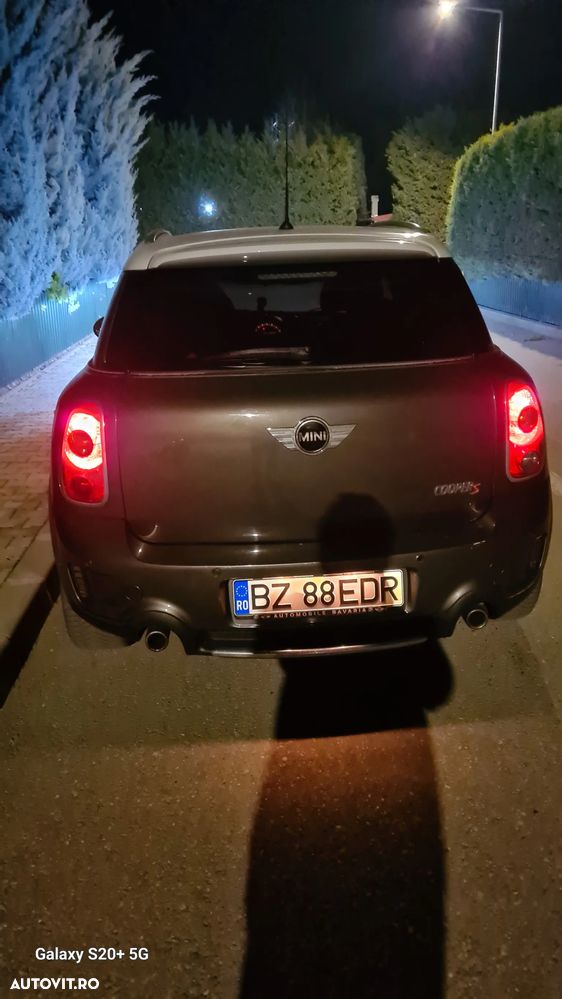 Mini Countryman - 16