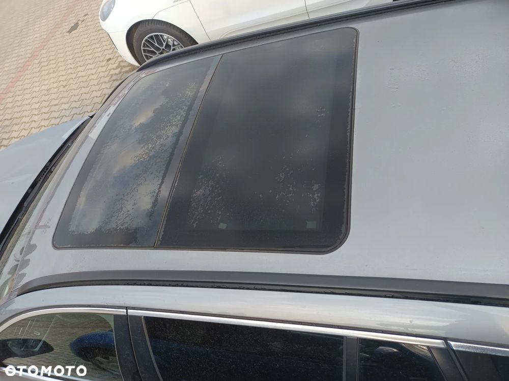 BMW Seria 5 525d - 8