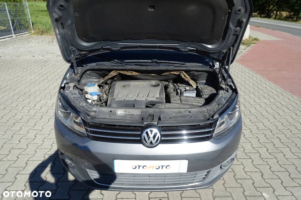 Volkswagen Touran 2.0 TDI DPF STYLE - 30