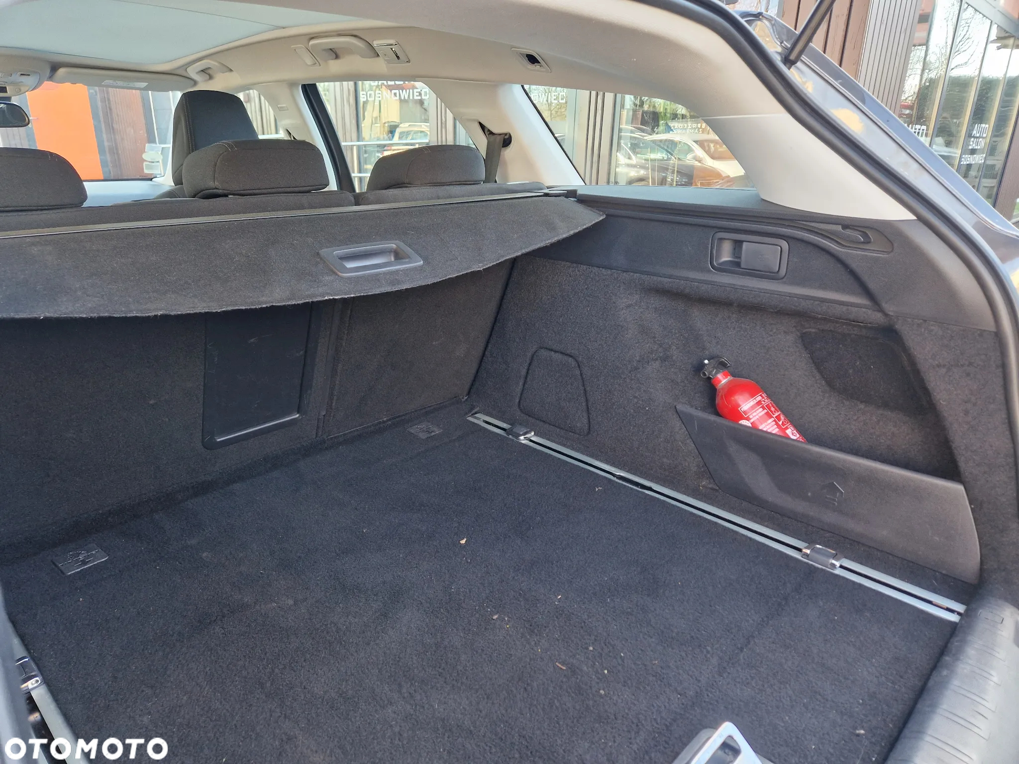 Peugeot 308 BlueHDi FAP 120 Stop & Start Allure - 17