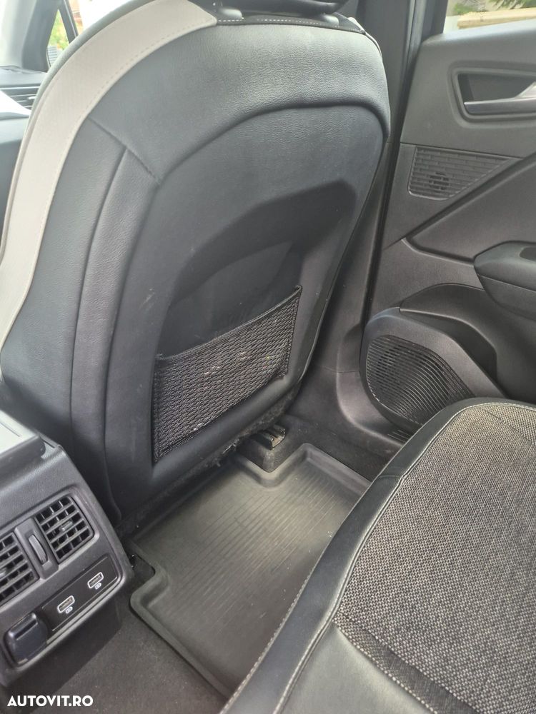 Renault Captur MHEV 140 EDC Techno - 33